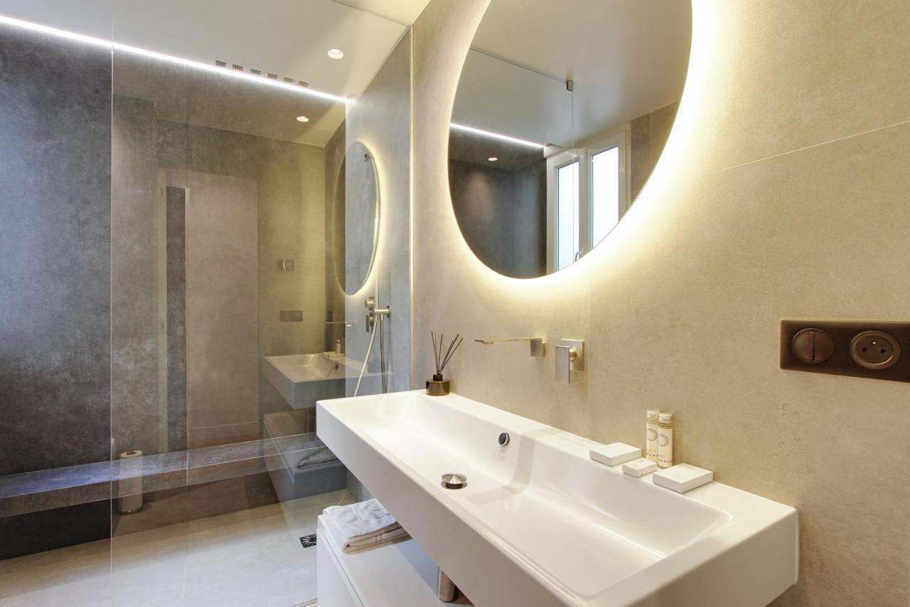 Stunning Apartment With View At The Very Heart Of ปารีส ภายนอก รูปภาพ